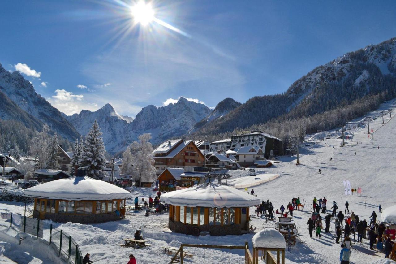 Sport & Sunny Cosy Alpine Retreat Apartment Кранска гора Екстериор снимка